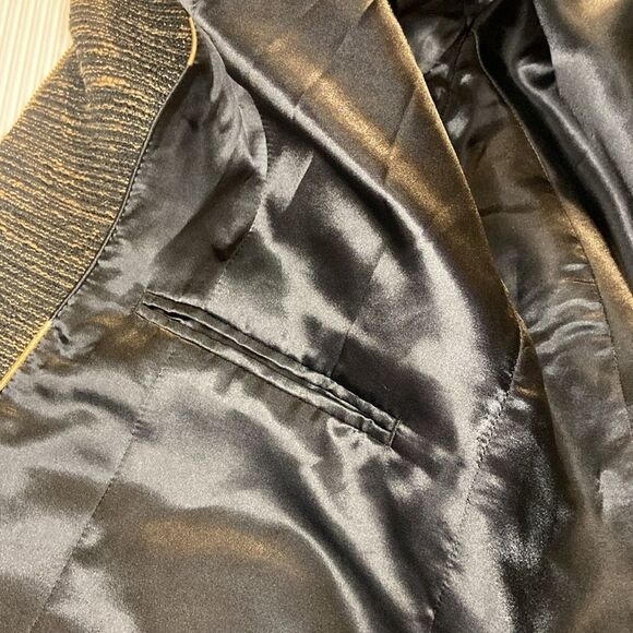 Twinhill for Mary Kay black & gold  suit blazer size 4 T - Picture 7 of 9
